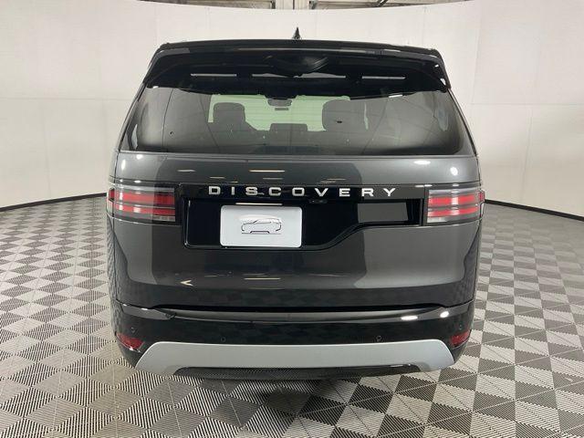new 2026 Land Rover Discovery car, priced at $80,514