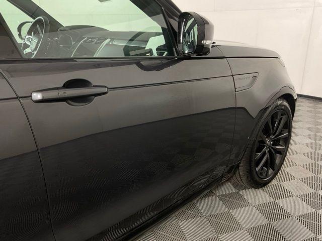 new 2026 Land Rover Discovery car, priced at $80,514