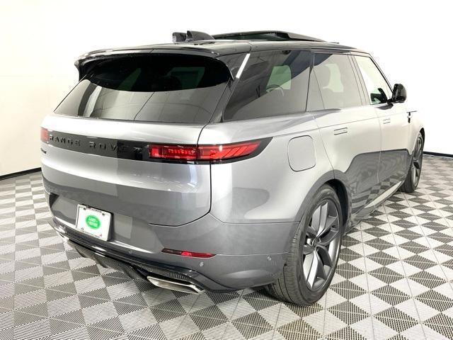 new 2024 Land Rover Range Rover Sport car, priced at $105,665