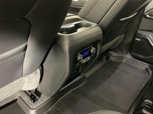 used 2024 Chevrolet Traverse car, priced at $49,294