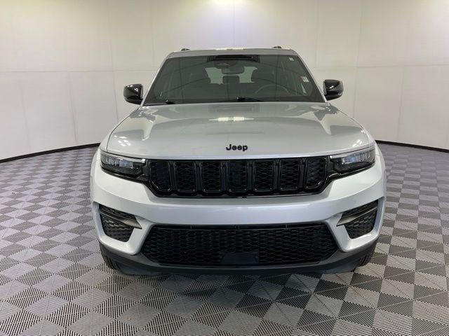 used 2024 Jeep Grand Cherokee car, priced at $32,671