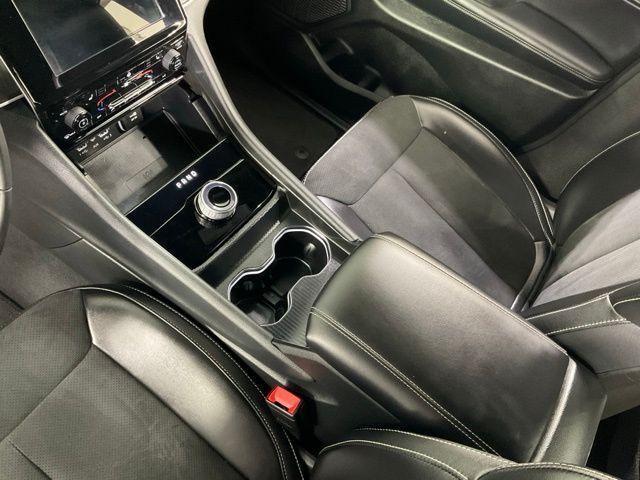 used 2024 Jeep Grand Cherokee car, priced at $32,671