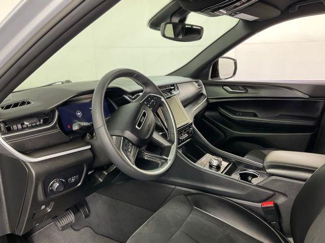 used 2024 Jeep Grand Cherokee car, priced at $32,671