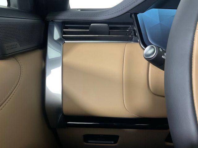 new 2025 Land Rover Range Rover car, priced at $152,594