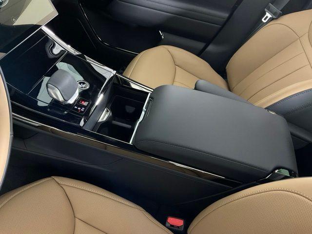 new 2025 Land Rover Range Rover Sport car, priced at $110,254