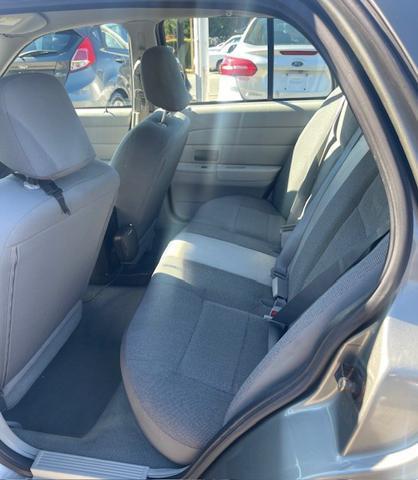 used 2004 Ford Crown Victoria car, priced at $3,995