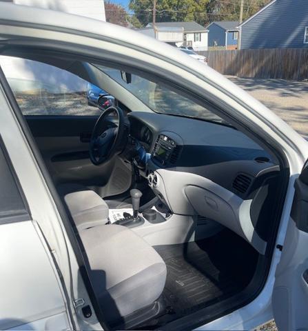 used 2009 Hyundai Accent car, priced at $5,495