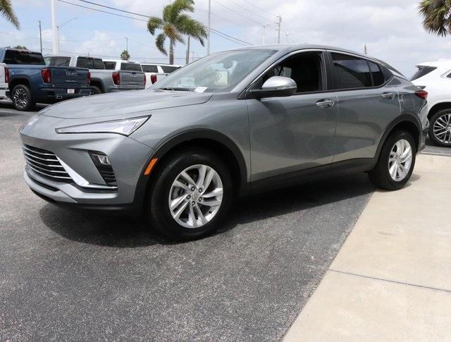new 2025 Buick Envista car, priced at $27,775