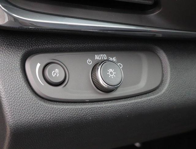 new 2025 Buick Envista car, priced at $27,775