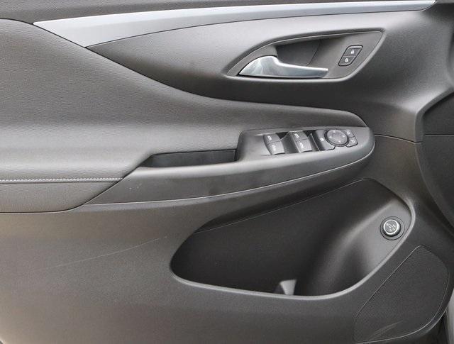 new 2025 Buick Envista car, priced at $27,775