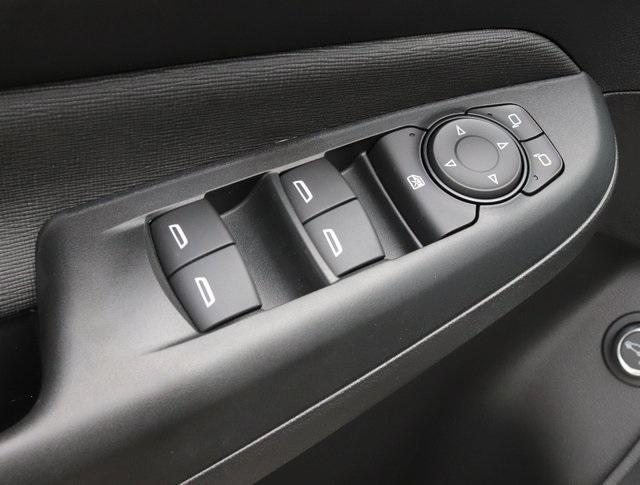 new 2025 Buick Envista car, priced at $27,775