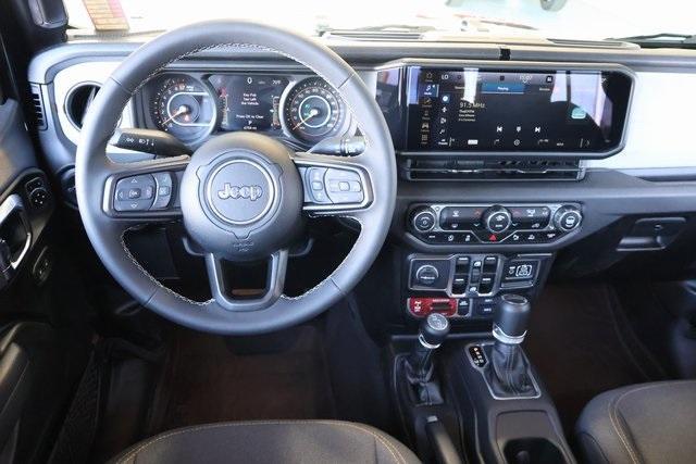 used 2025 Jeep Gladiator car, priced at $42,811