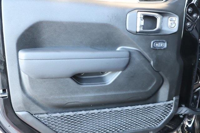 used 2025 Jeep Gladiator car, priced at $42,811