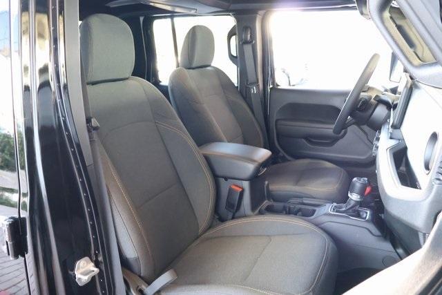 used 2025 Jeep Gladiator car, priced at $42,811