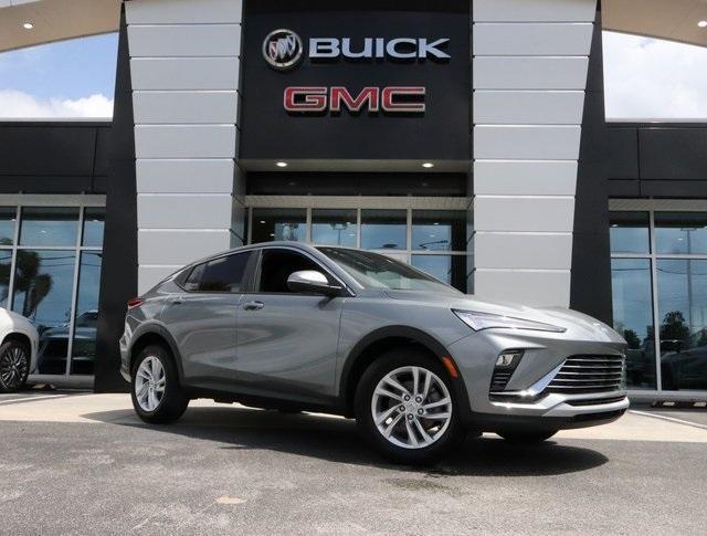 new 2025 Buick Envista car, priced at $27,775
