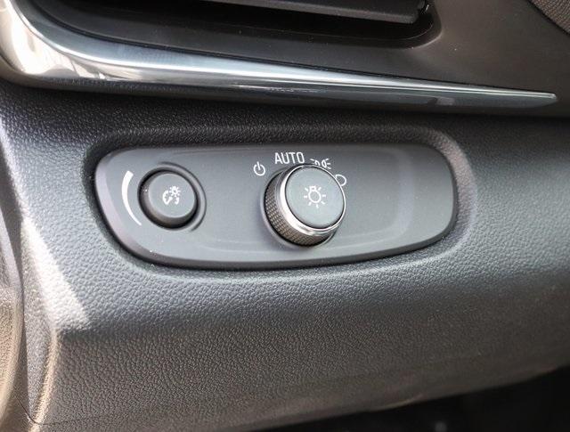 new 2025 Buick Envista car, priced at $27,775