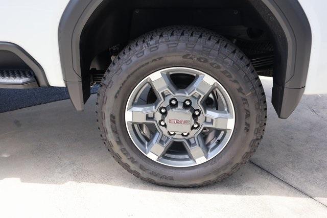 new 2025 GMC Sierra 2500 car, priced at $82,175
