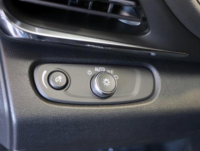 new 2025 Buick Envista car, priced at $27,475