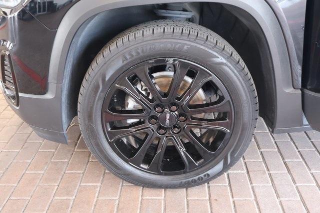 used 2022 GMC Acadia car, priced at $25,500