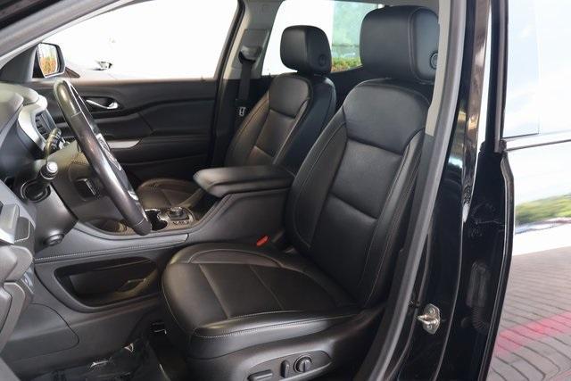 used 2022 GMC Acadia car, priced at $25,500