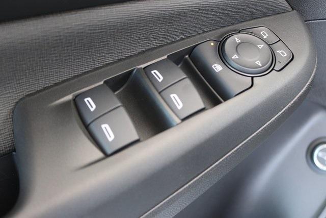 new 2025 Buick Envista car, priced at $27,280