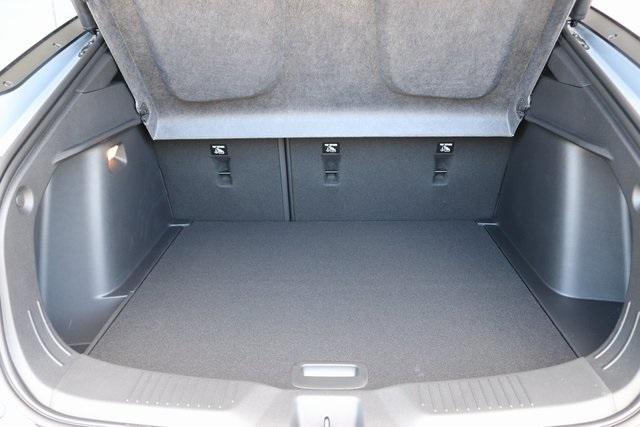 new 2025 Buick Envista car, priced at $27,280