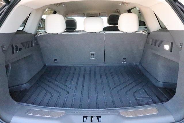 used 2024 Lincoln Nautilus car, priced at $45,000
