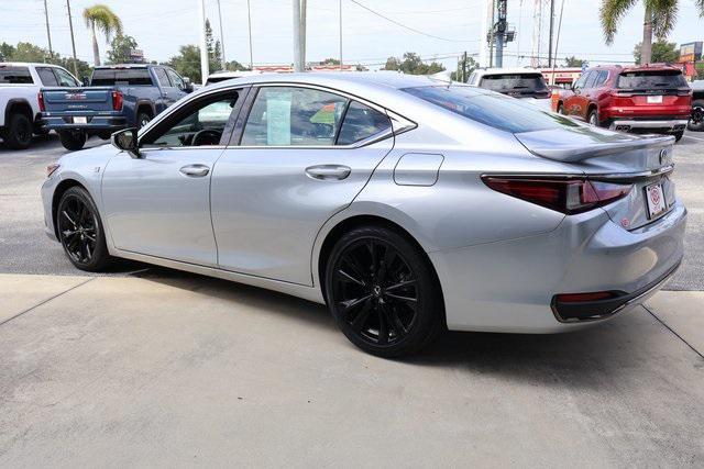 used 2023 Lexus ES 300h car, priced at $37,000