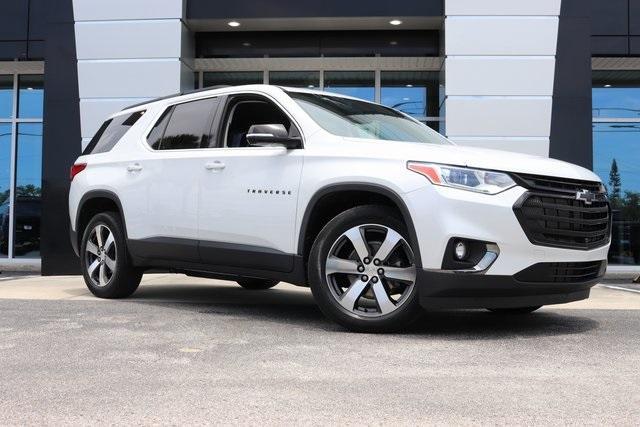 used 2020 Chevrolet Traverse car, priced at $26,500