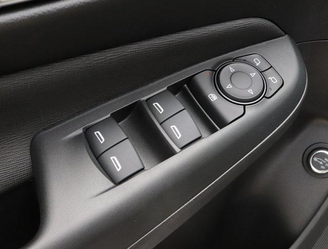 new 2025 Buick Envista car, priced at $27,775