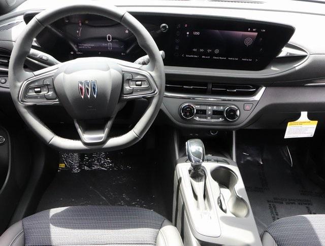 new 2025 Buick Envista car, priced at $27,775
