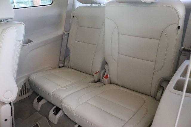 used 2022 GMC Acadia car, priced at $27,000