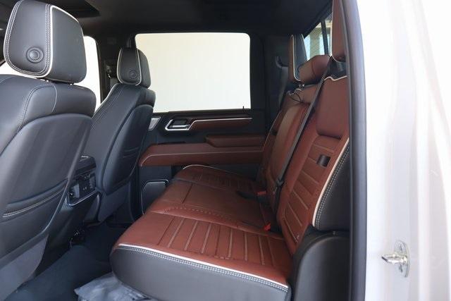 new 2025 GMC Sierra 3500 car, priced at $100,924