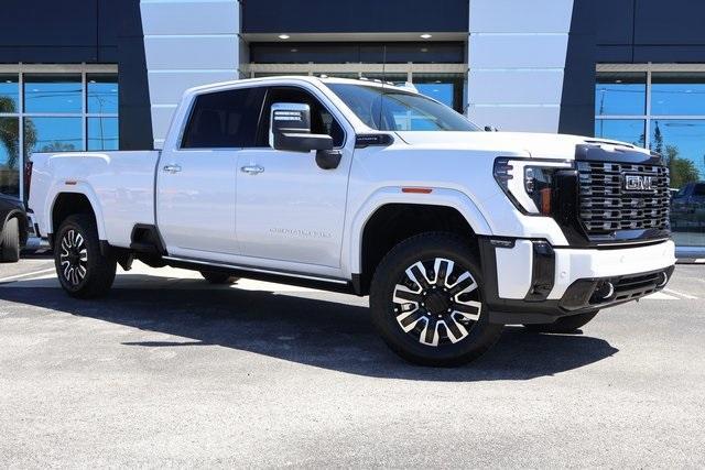 new 2025 GMC Sierra 3500 car, priced at $100,924