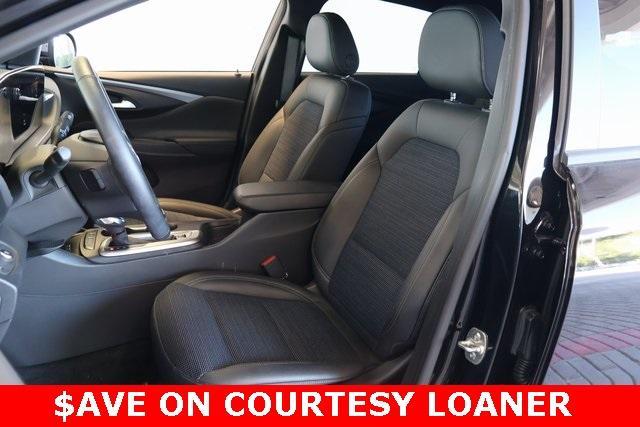 new 2025 Buick Envista car, priced at $23,795