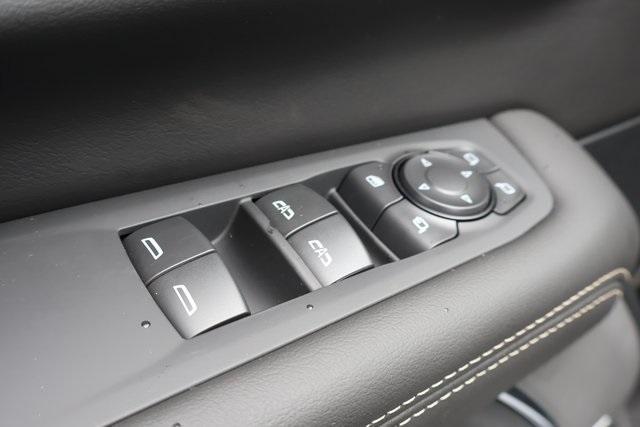 new 2025 GMC Yukon XL car, priced at $77,280