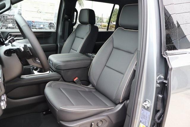 new 2025 GMC Yukon XL car, priced at $77,280