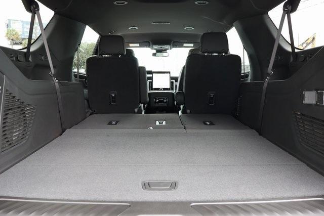 new 2025 GMC Yukon XL car, priced at $77,280