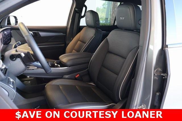 new 2025 Buick Enclave car, priced at $43,985