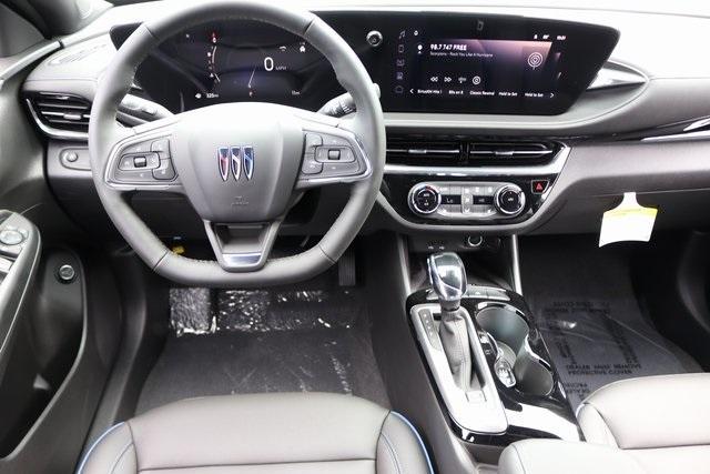 new 2025 Buick Envista car, priced at $30,565