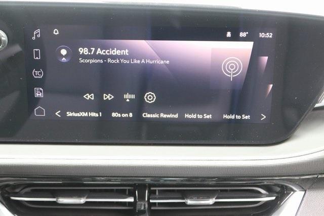 new 2025 Buick Envista car, priced at $30,565