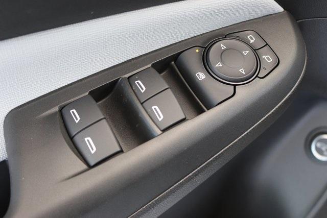 new 2025 Buick Envista car, priced at $27,280