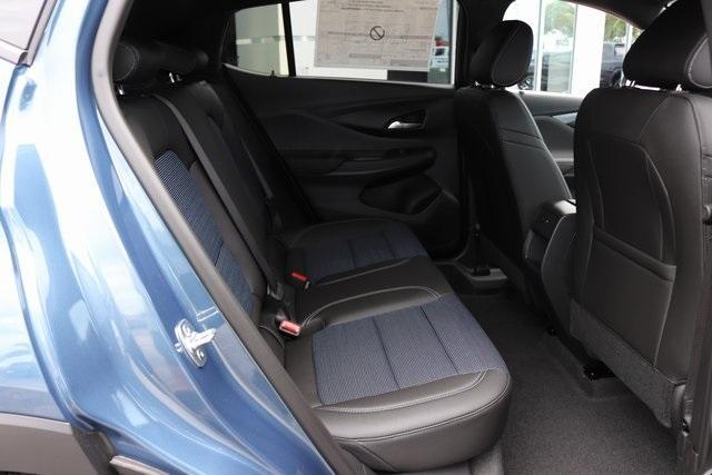 new 2025 Buick Envista car, priced at $27,280