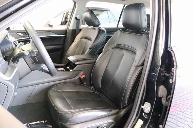 used 2022 Jeep Grand Cherokee L car, priced at $28,000