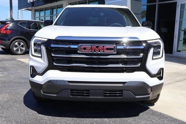 new 2025 GMC Terrain car, priced at $32,645