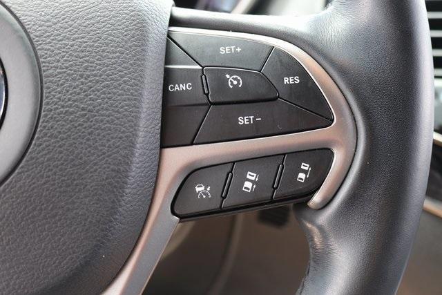 used 2020 Jeep Grand Cherokee car, priced at $28,500