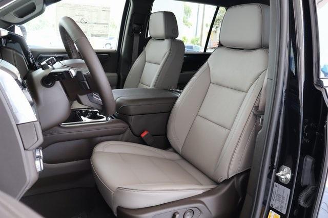 new 2025 GMC Yukon XL car, priced at $77,280