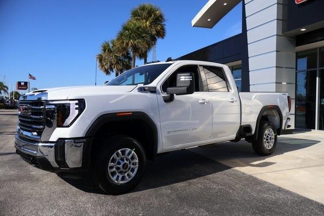new 2025 GMC Sierra 2500 car, priced at $58,580