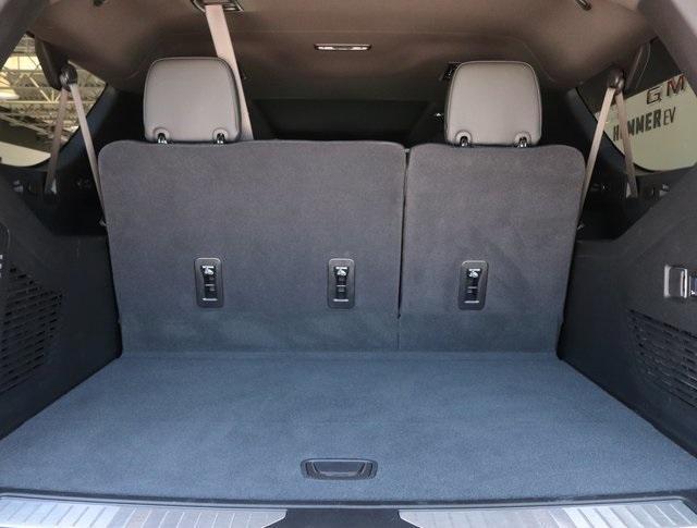 used 2025 GMC Yukon XL car, priced at $86,000