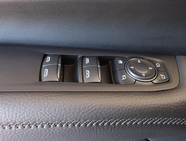 used 2025 GMC Yukon XL car, priced at $86,000